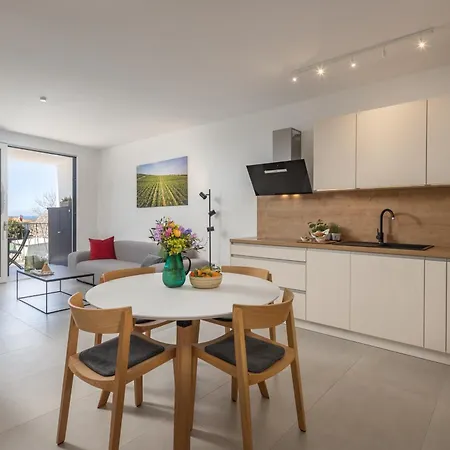 Star Apartamento Tar-Vabriga